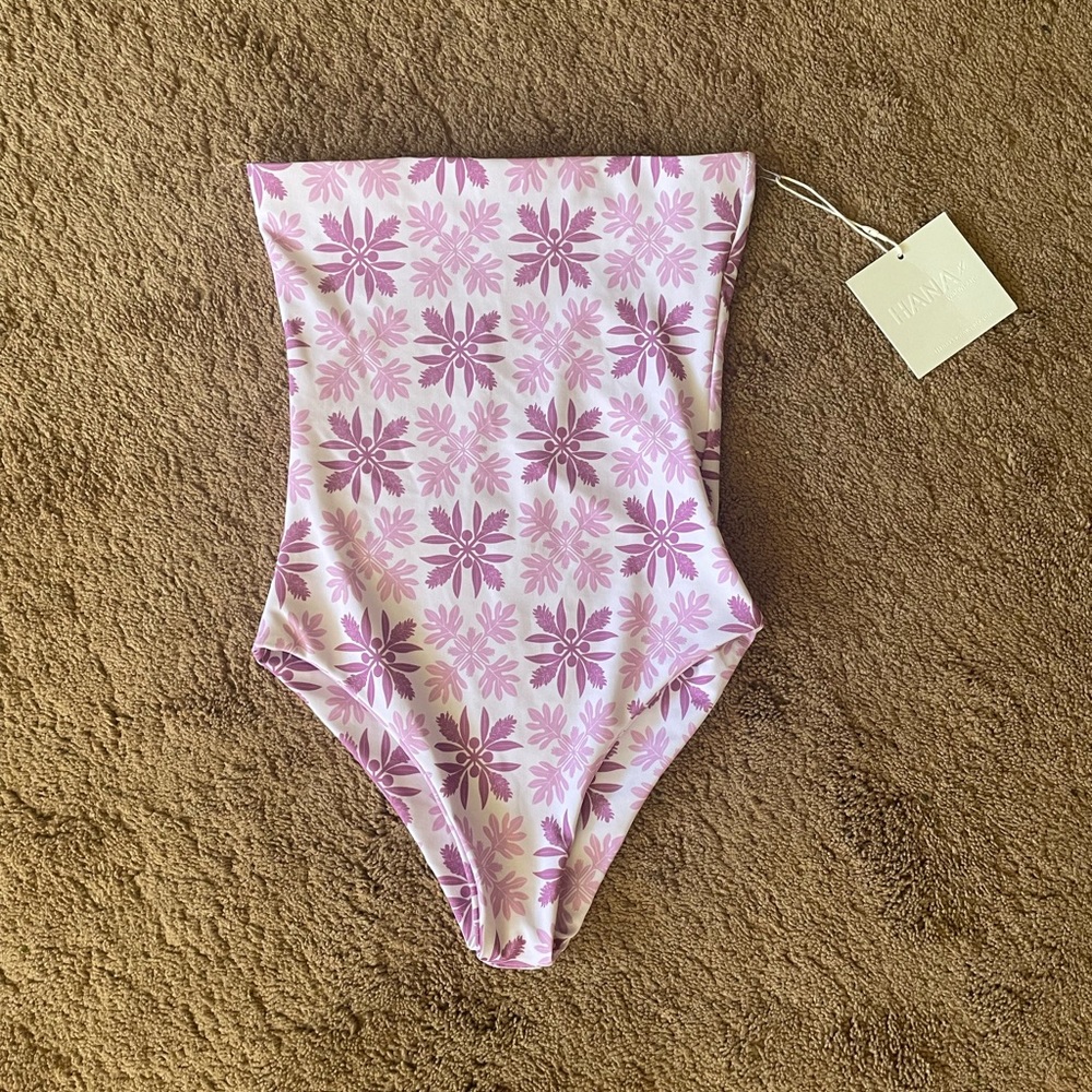 TRADED DO NOT BUY Hana swimwear poni awapuhi one piece size xs BNWT